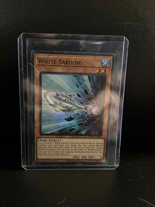 White Sardine - PHNI-EN007 - Super Rare - 1st Edition Phantom Nightmare