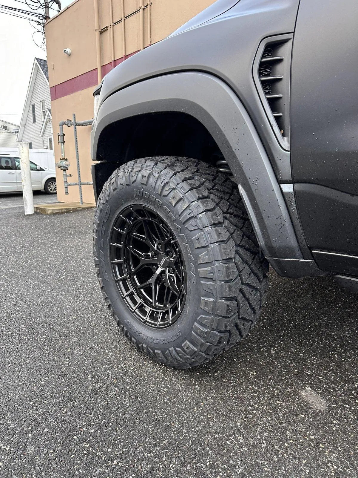 Vossen HFX-1 Hybrid Forged Wheel | 6x139.7 RAM TRX | 18-22" Multiple Finishes