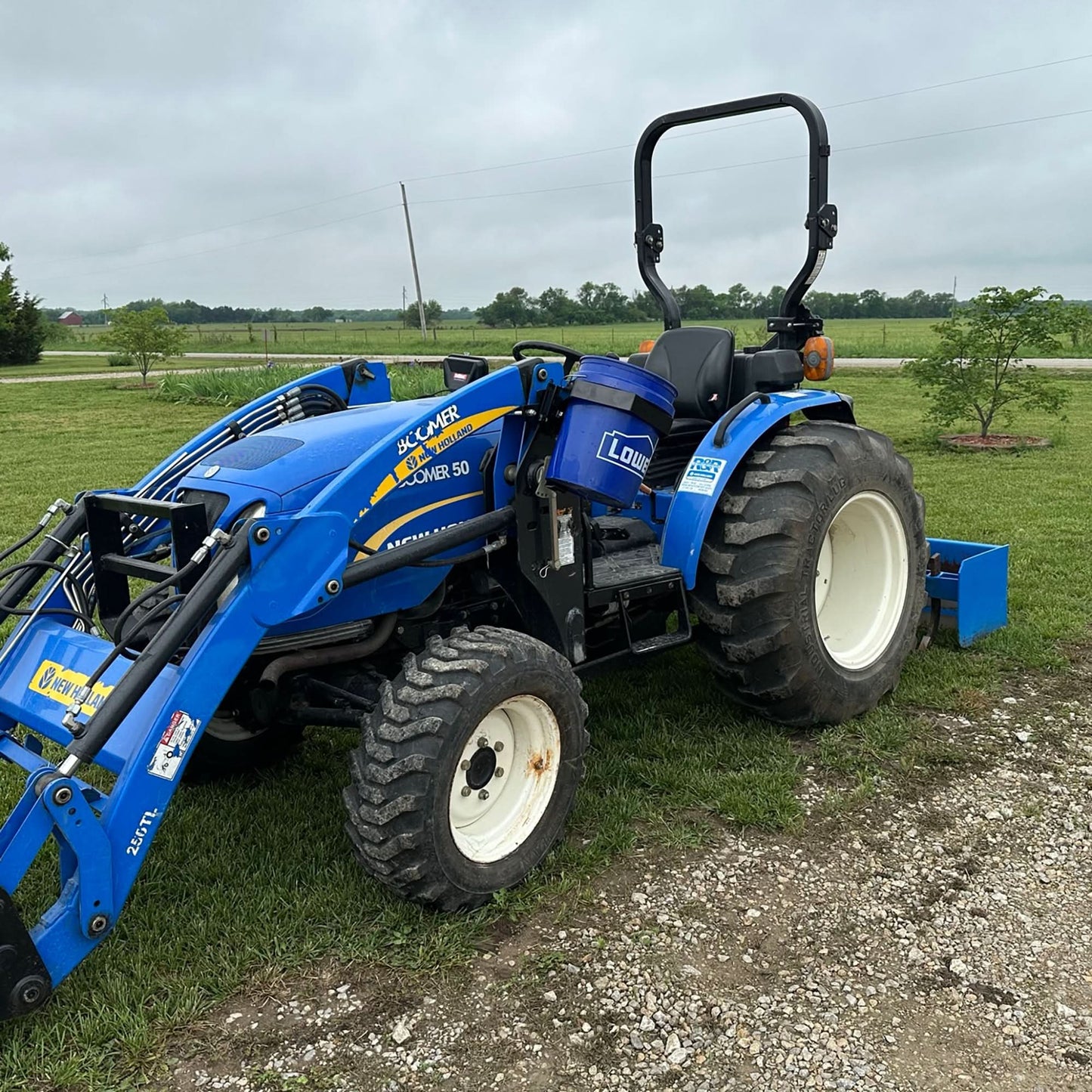 BucketHaul Snap-Lok Rotating Mount for Tractors