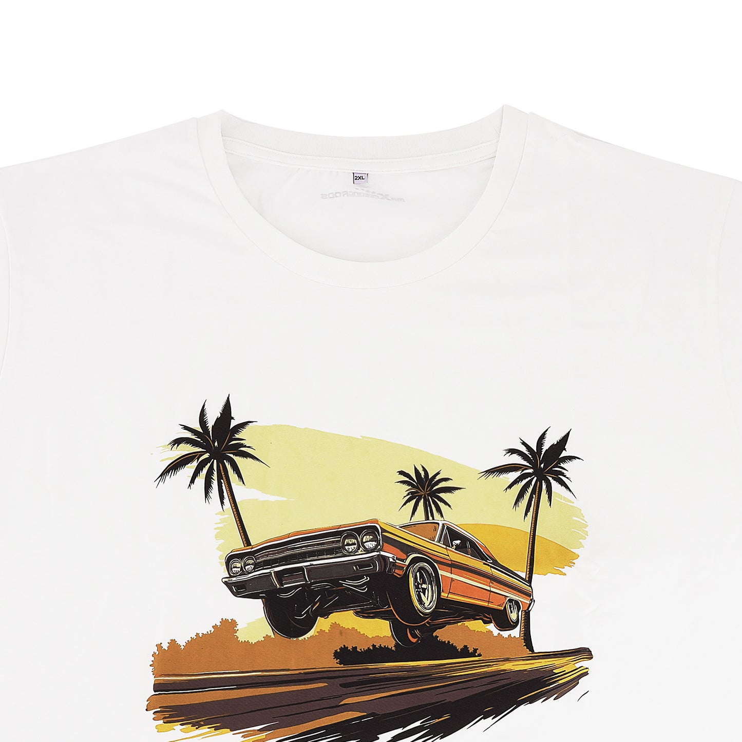 Beach Scene Lowrider Jumping Car Art Mens T-Shirt Breathable Oversized Streetwear Top, Size 2XL