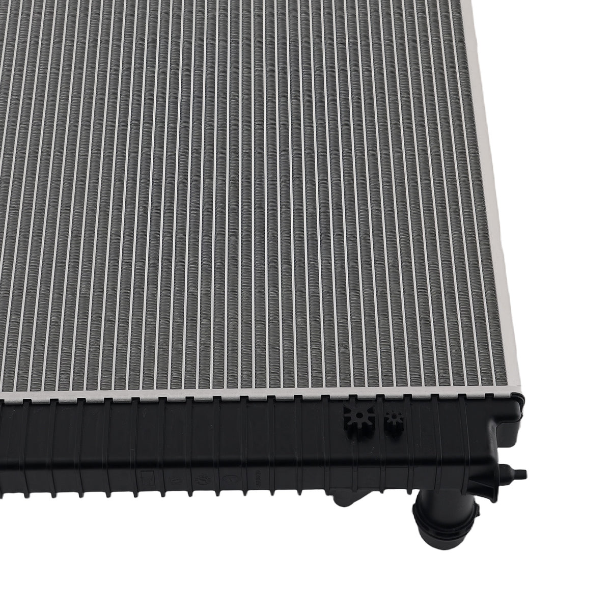 Aluminum Coolant Radiator compatible For Audi A6 05-10 2.8L 3.2L 4F0121251AA AT