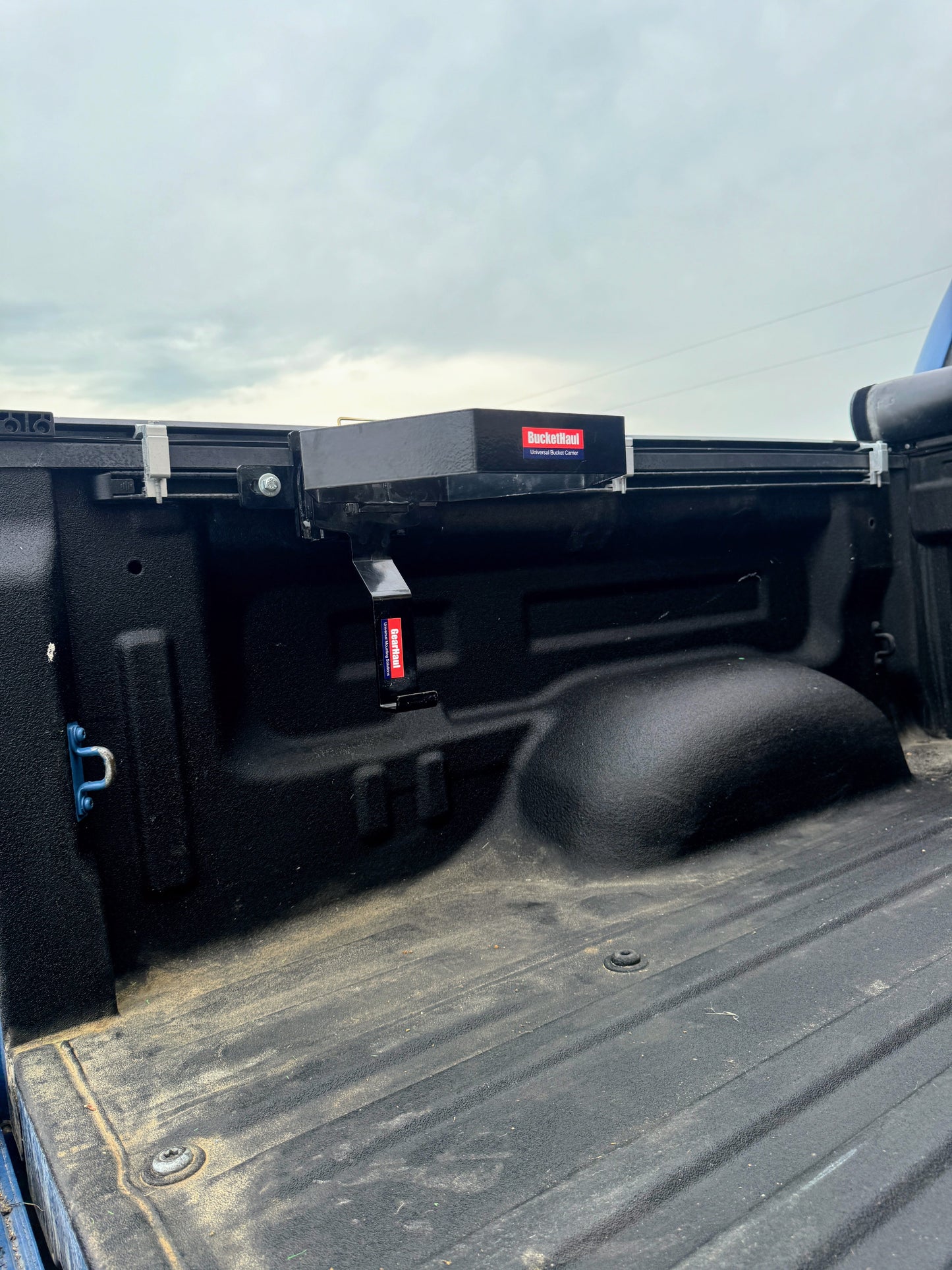 BucketHaul Snap-Lok Rotating Mount for Toyota Truck Bedrail