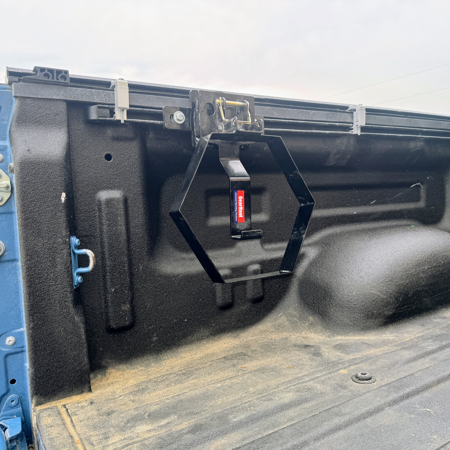 BucketHaul Snap-Lok Rotating Mount for Toyota Truck Bedrail